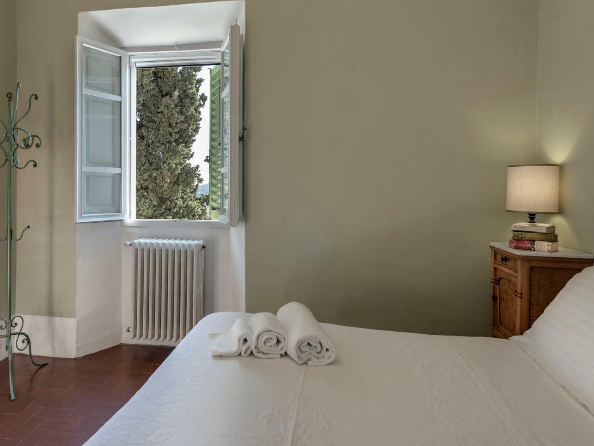 Agriturismo Tenuta Di Capezzana Seano Exterior photo